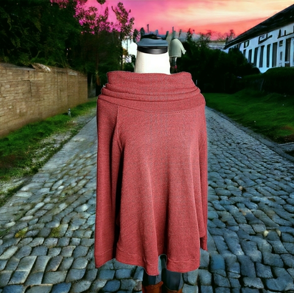 Plume & Thread USA Made Cowl Neck Poncho Top Coastal Grandma Gorp Size Medium - Picture 13 of 14